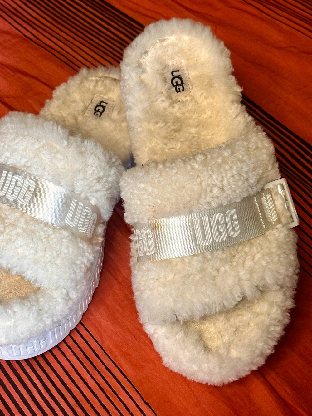 UGG - Fluff Luxe Slide - Cream Shearling Slippers